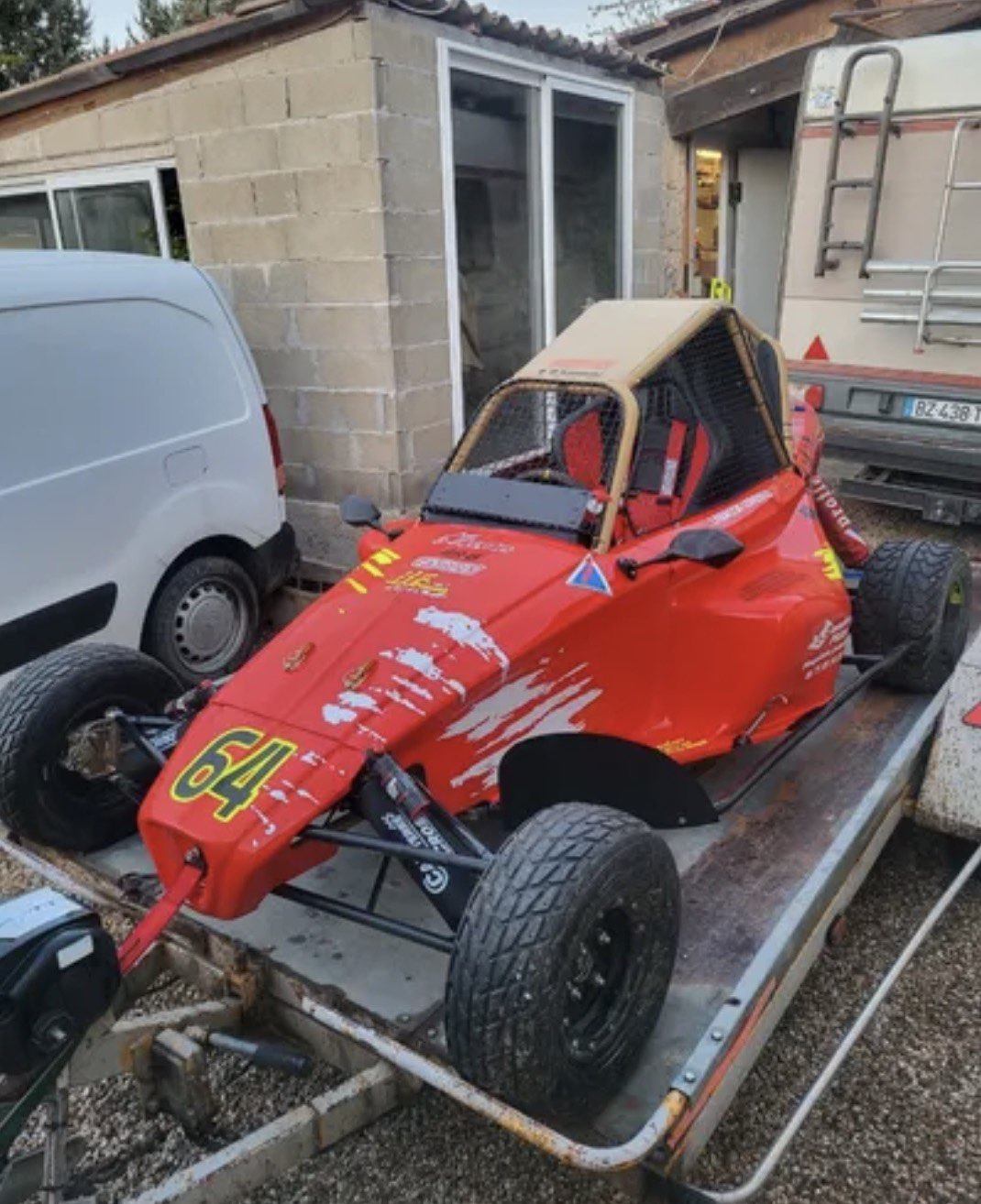 Voiture Team Volcanic Racing 1